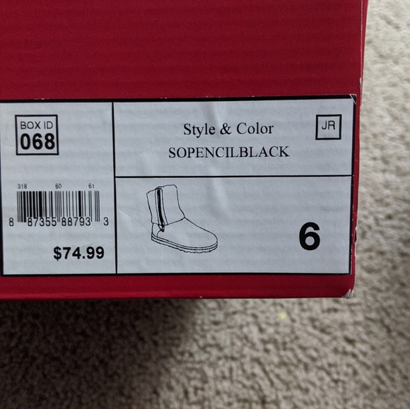 Shoes - Picture 7 of 16